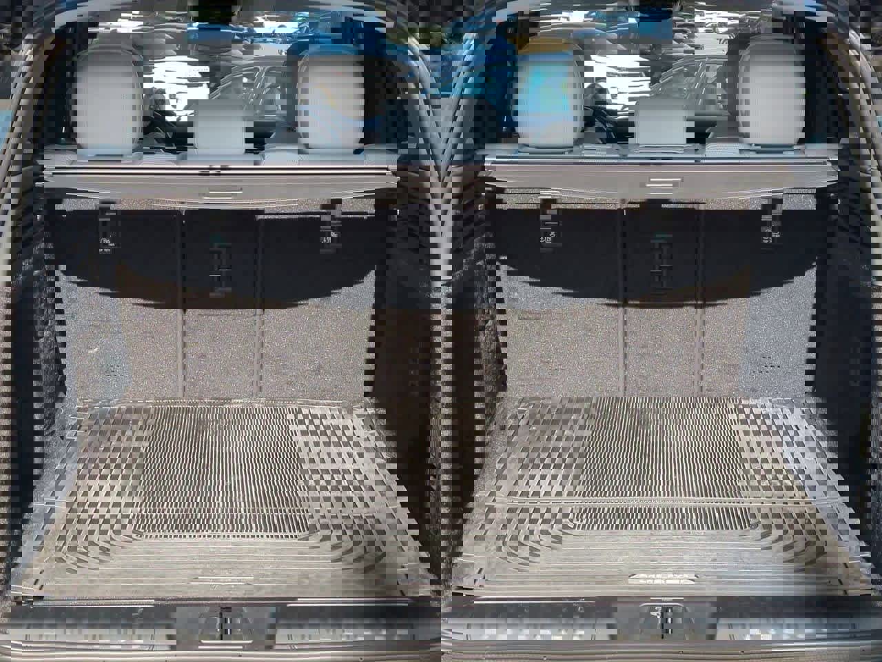 Used 2023 Land Rover Range Rover Sport SE image 34