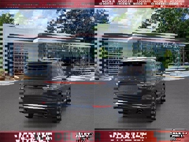 New 2025 Lincoln Aviator AWD image 8