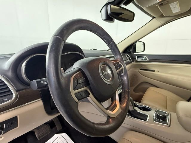 Used 2017 Jeep Grand Cherokee Limited w/ Luxury Group II image 14