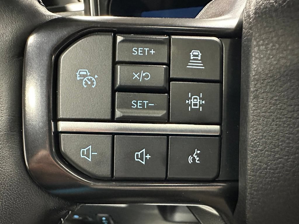 Used 2026 Ford F250 Platinum AWD/4WD image 19