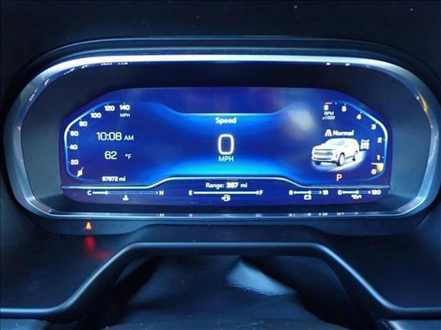 Used 2023 Chevrolet Suburban Premier image 27