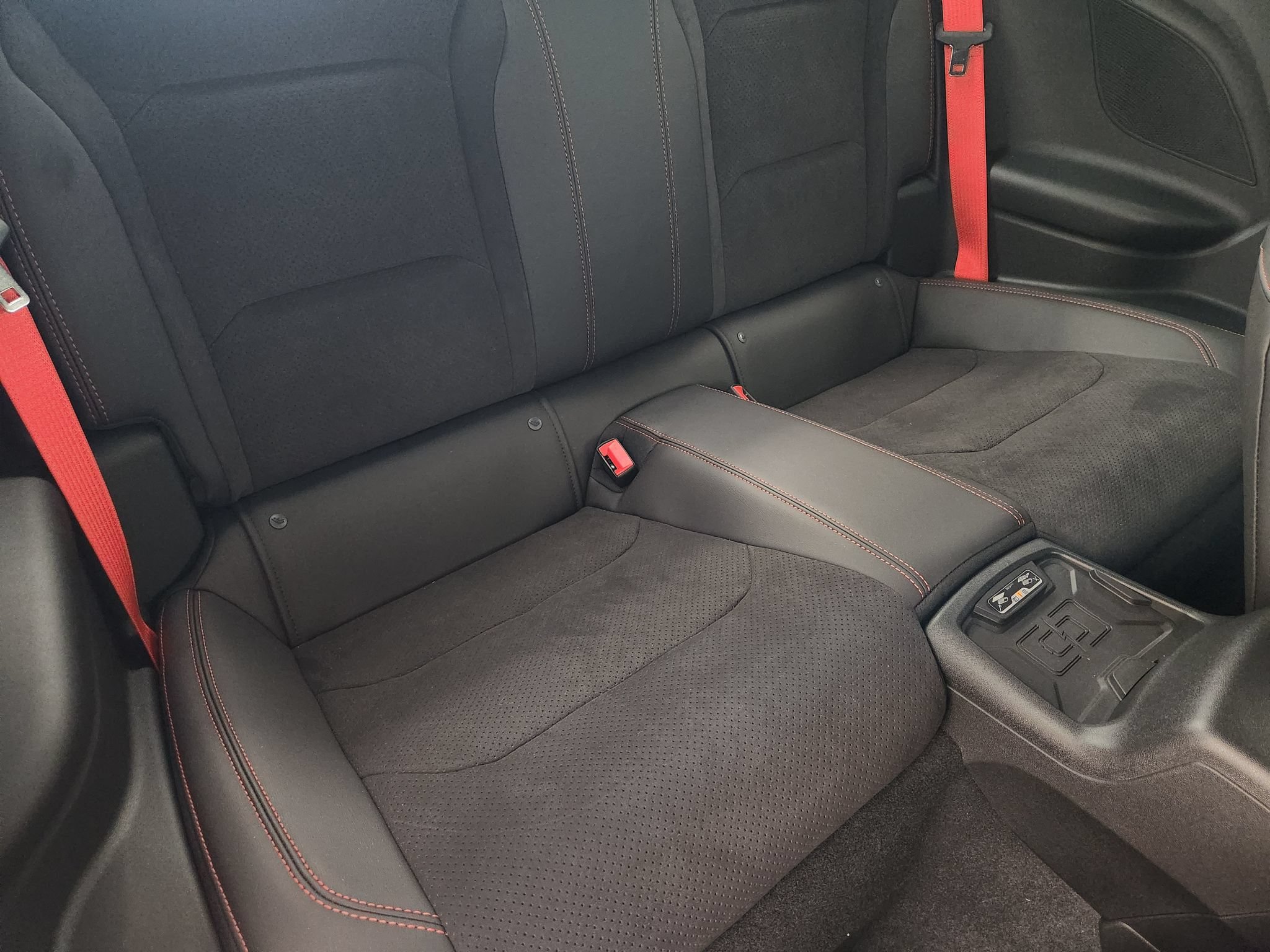 Used 2024 Chevrolet Camaro ZL1 RWD image 34