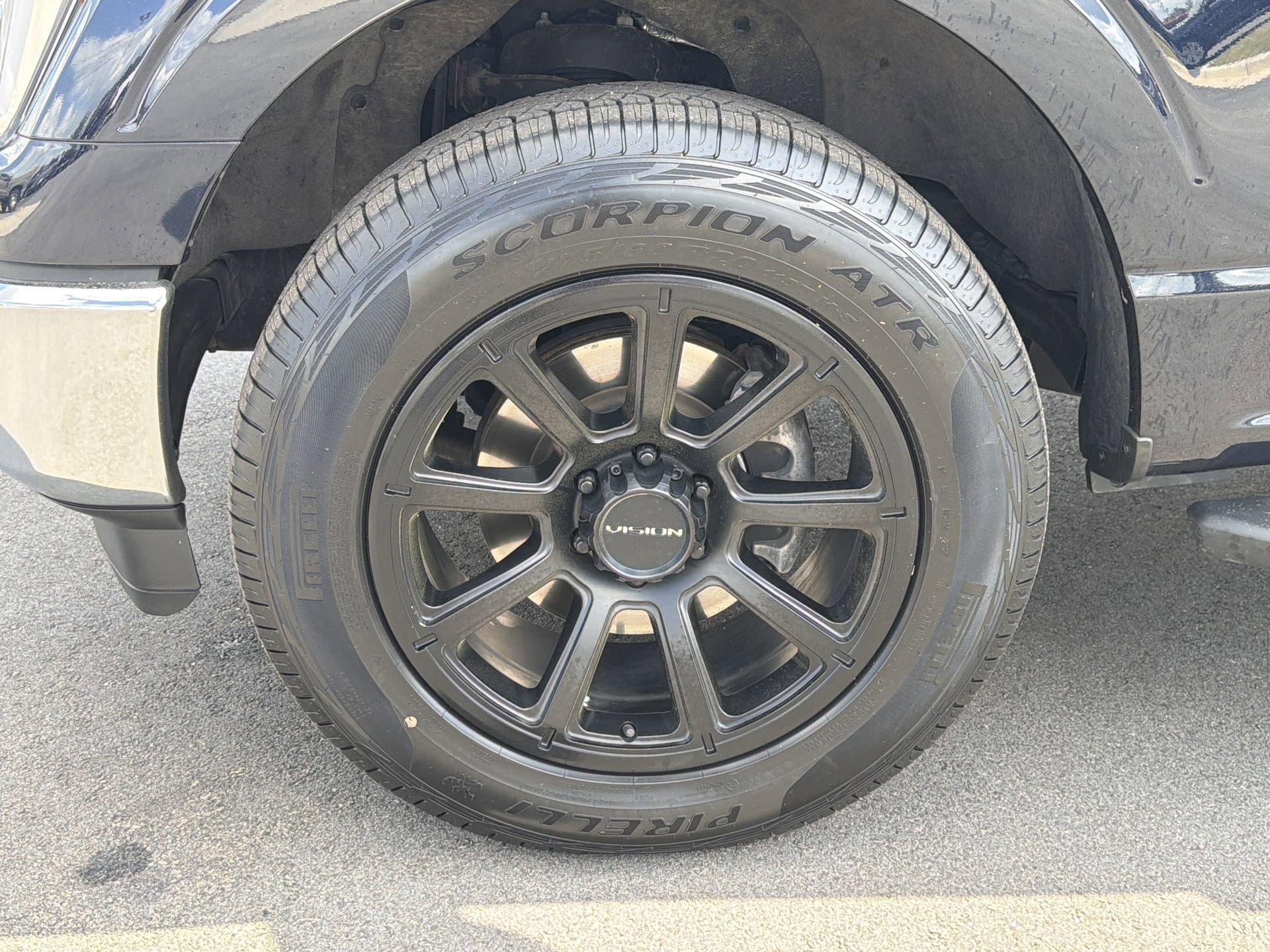 Certified 2022 Ford F150 XLT w/ Equipment Group 302A High image 32