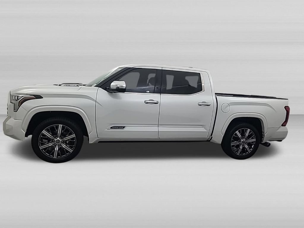 Used 2022 Toyota Tundra Capstone AWD/4WD image 7