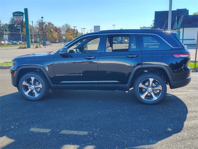 New 2025 Jeep Grand Cherokee Limited image 10