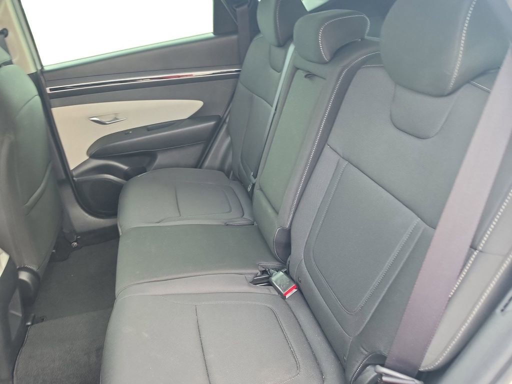 Certified 2023 Hyundai Tucson SE FWD image 13
