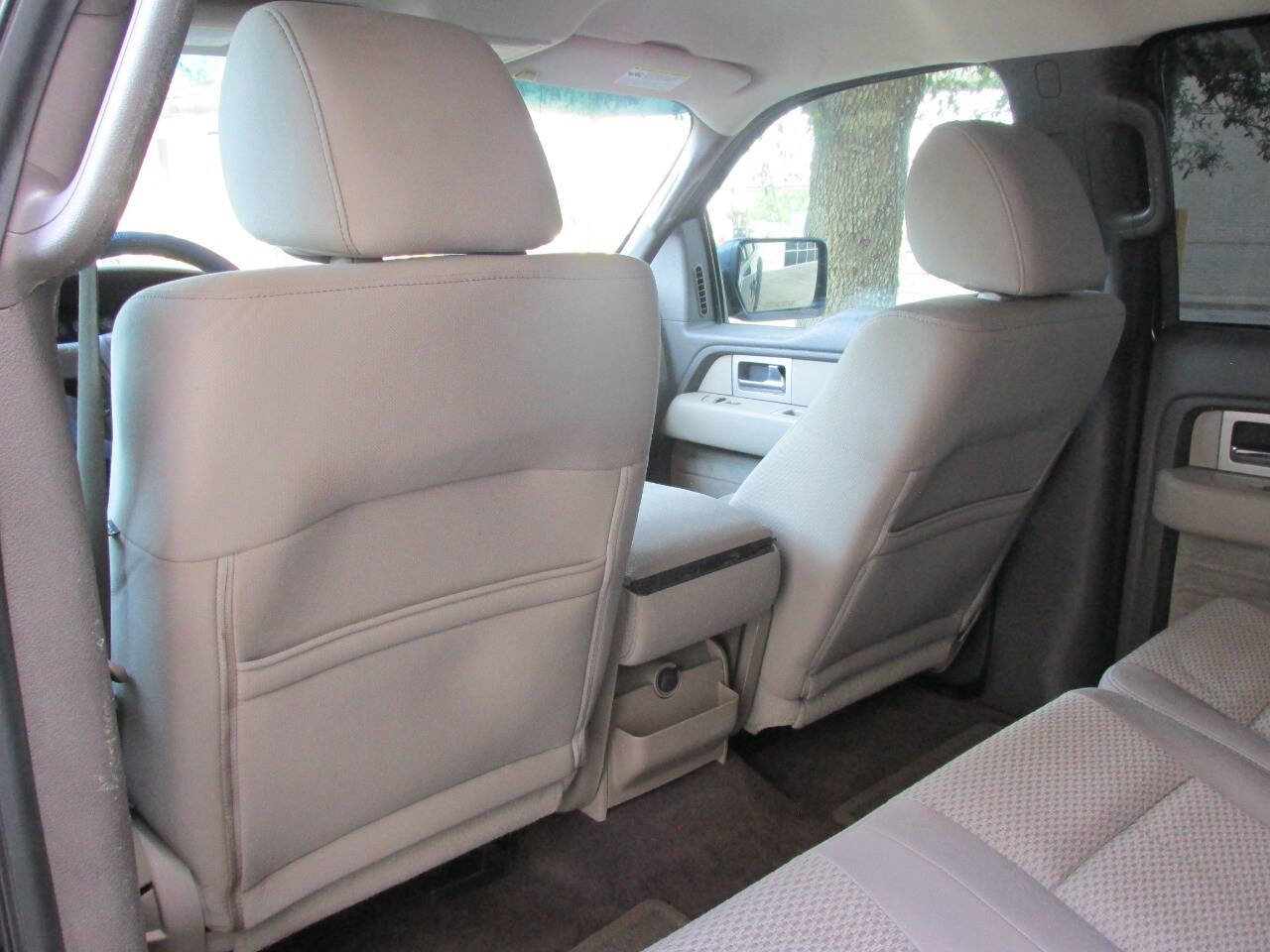 Used 2010 Ford F150 Lariat image 15