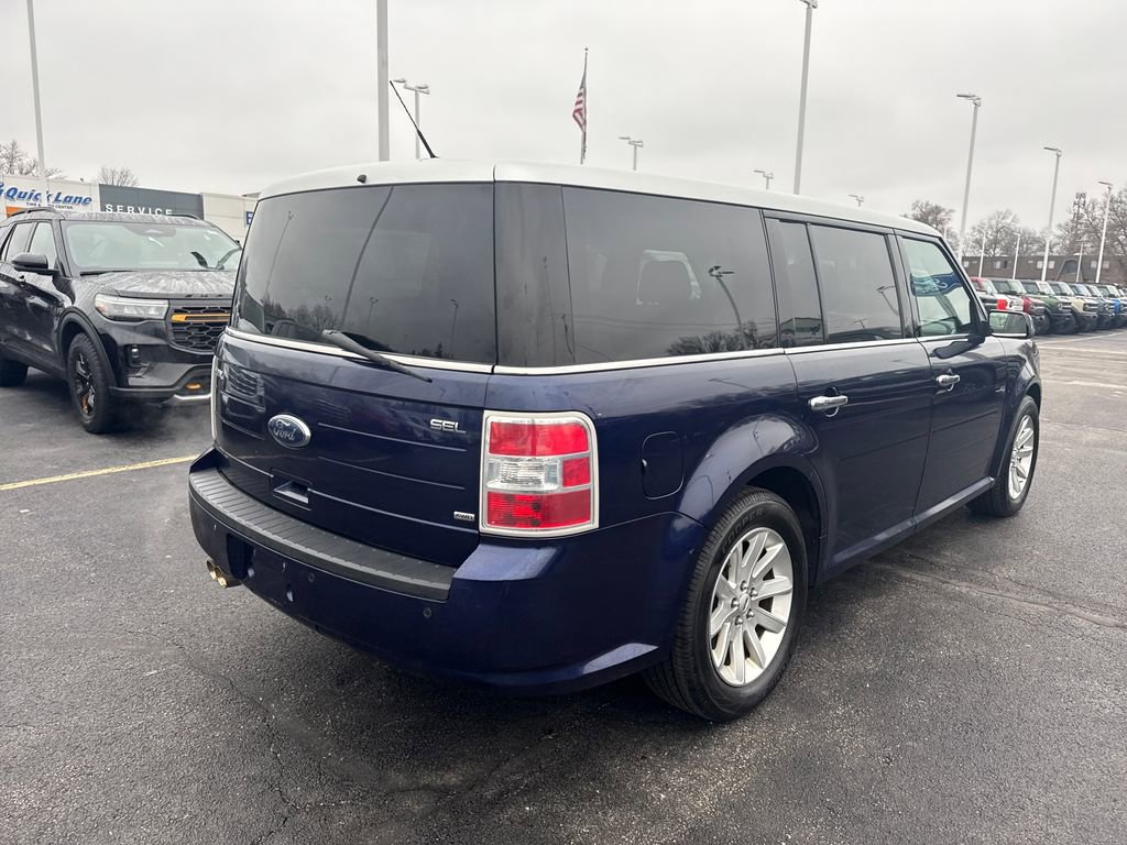 Used 2011 Ford Flex SEL w/ Rapid Spec Order Code image 8