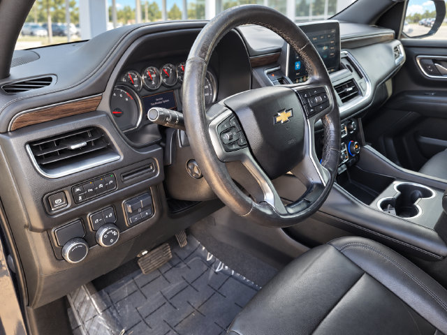 Used 2021 Chevrolet Tahoe LT w/ LT Signature Package RWD image 17
