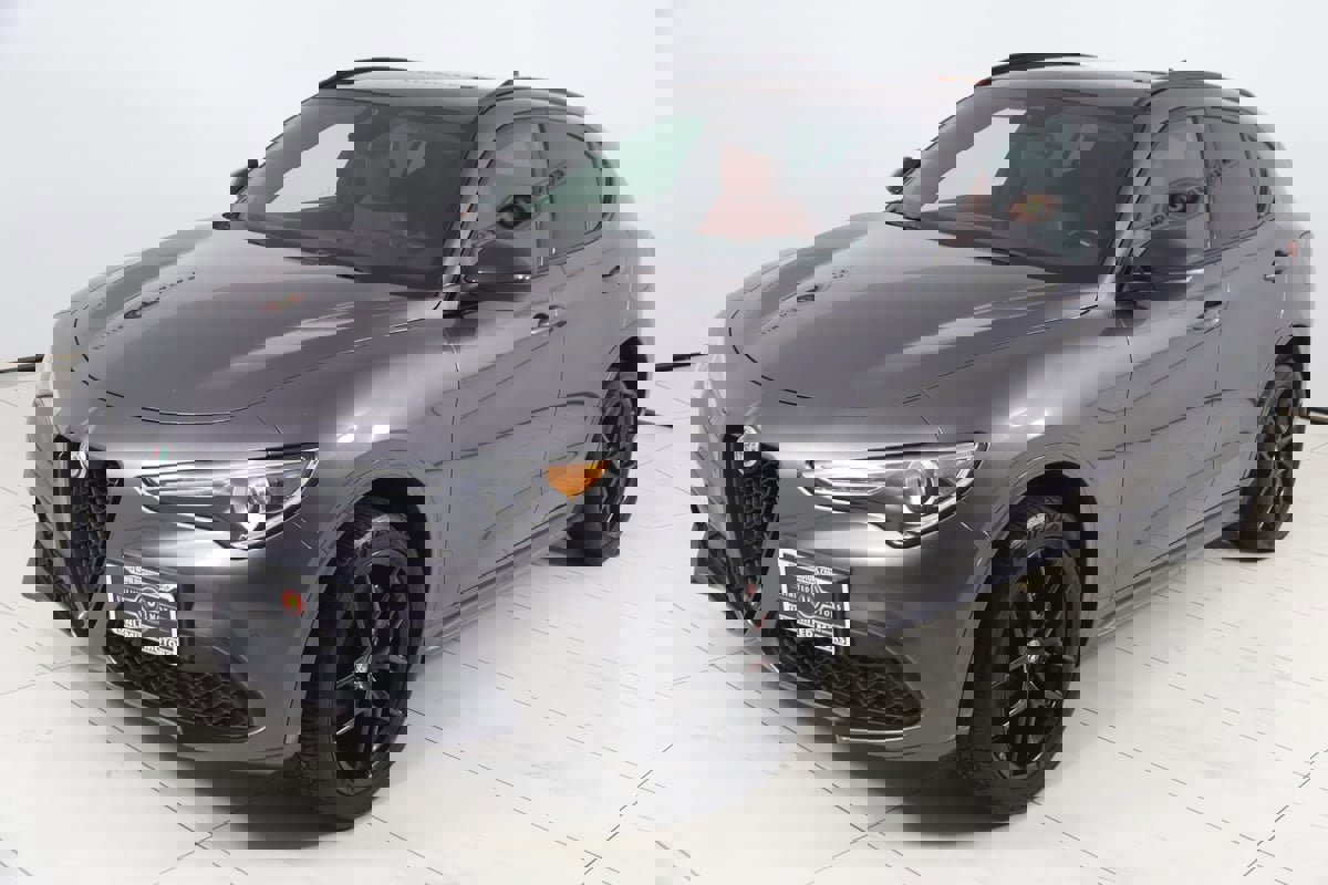 Used 2020 Alfa Romeo Stelvio Ti Sport w/ Quick Order Package 22S Sport image 25