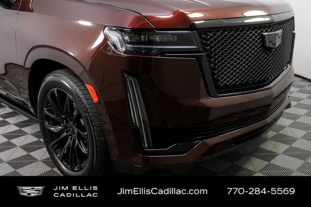 Used 2023 Cadillac Escalade Sport Platinum w/ LPO, ONYX Package image 40