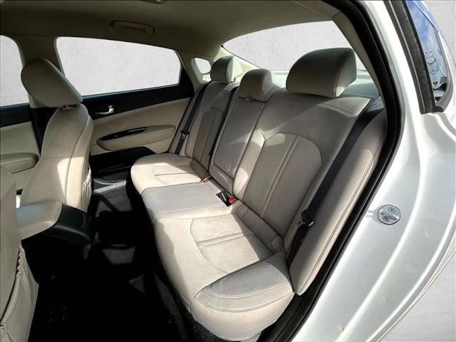 Used 2016 Kia Optima LX FWD image 25