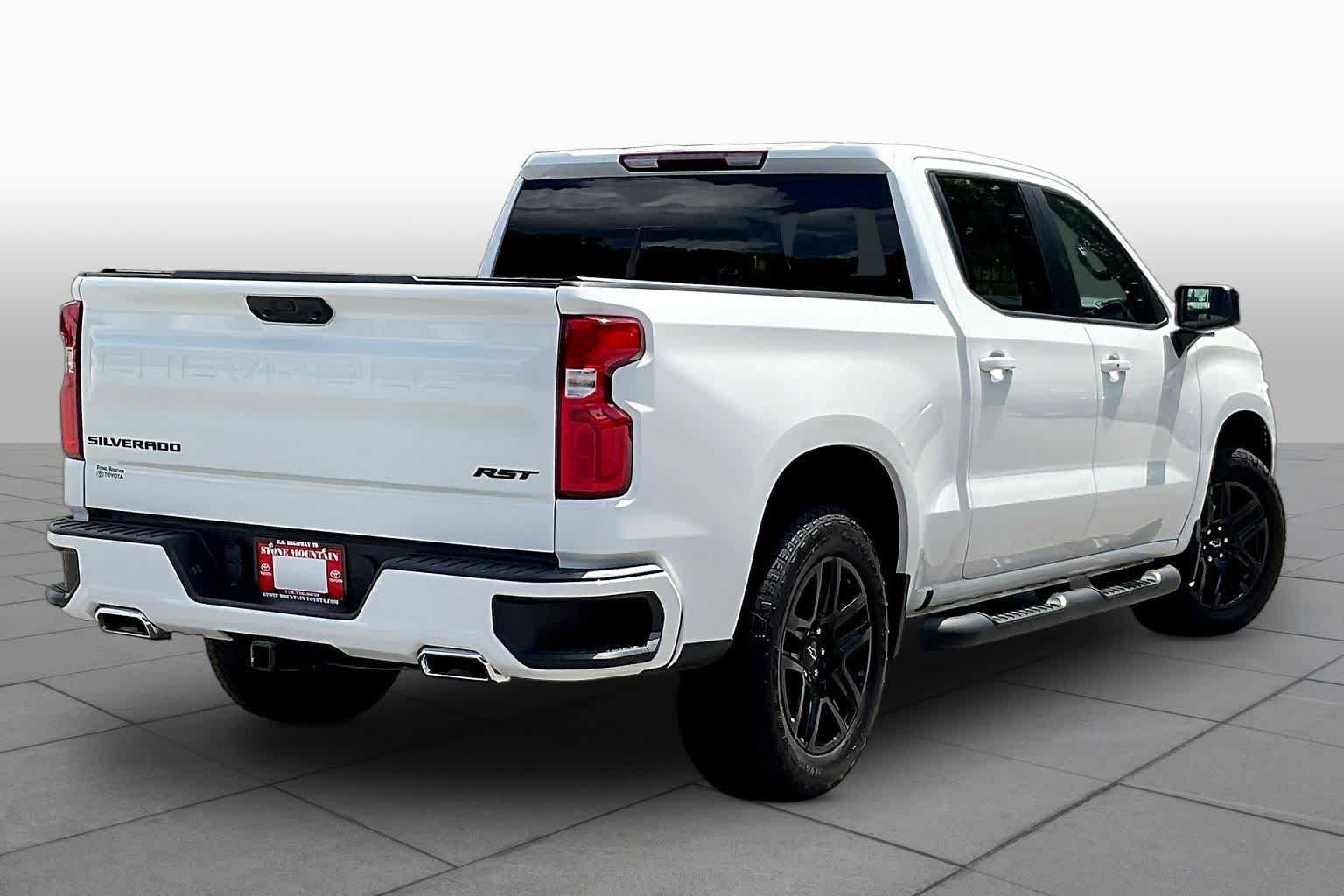Used 2023 Chevrolet Silverado 1500 RST AWD/4WD image 13