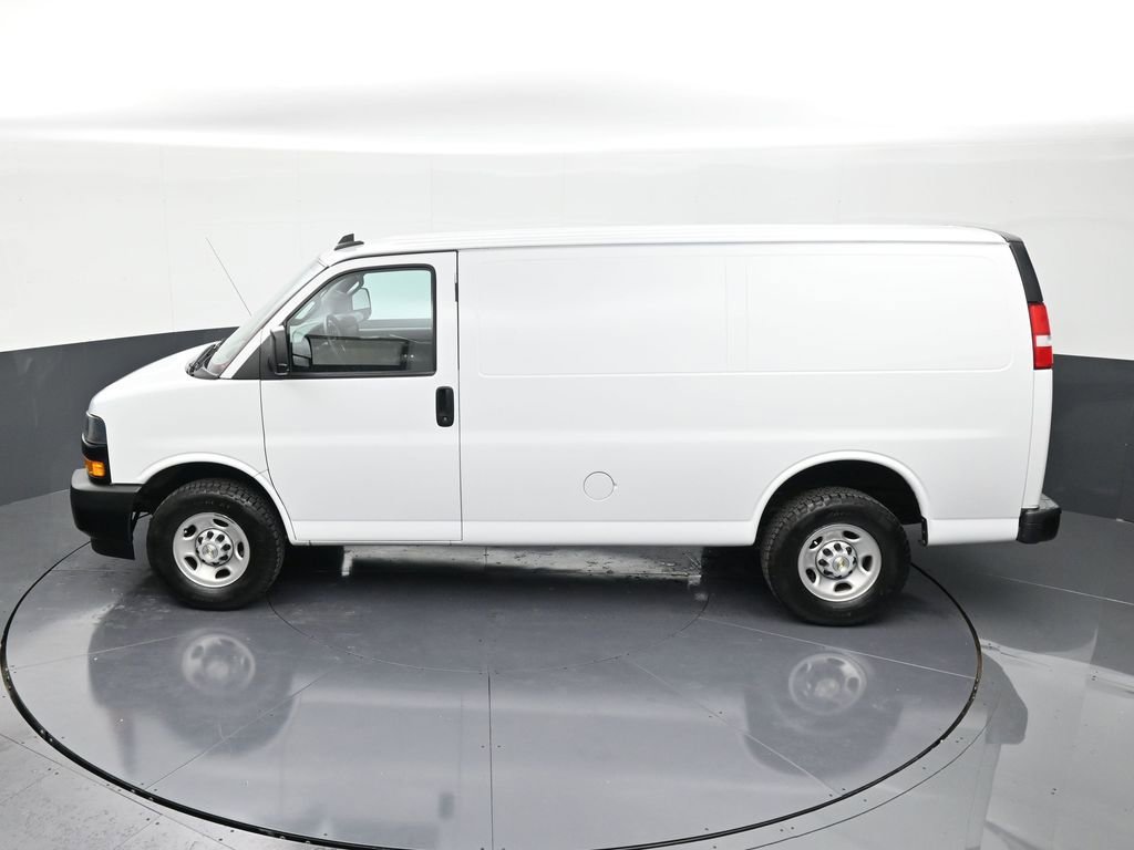 Used 2023 Chevrolet Express 2500 image 13