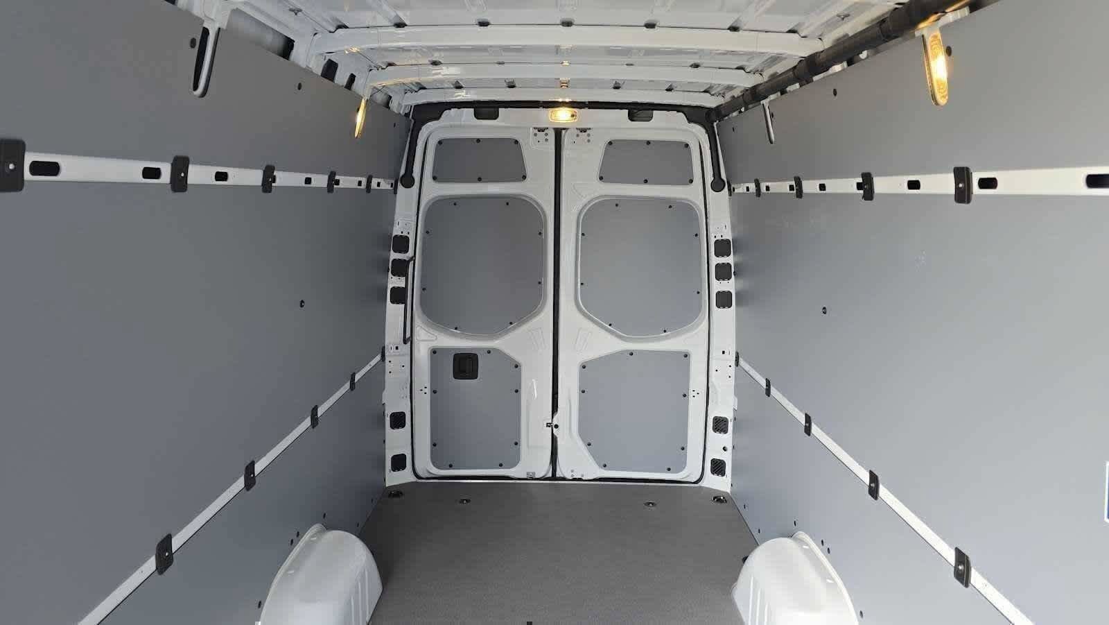 New 2026 Mercedes-Benz Sprinter 2500 image 17