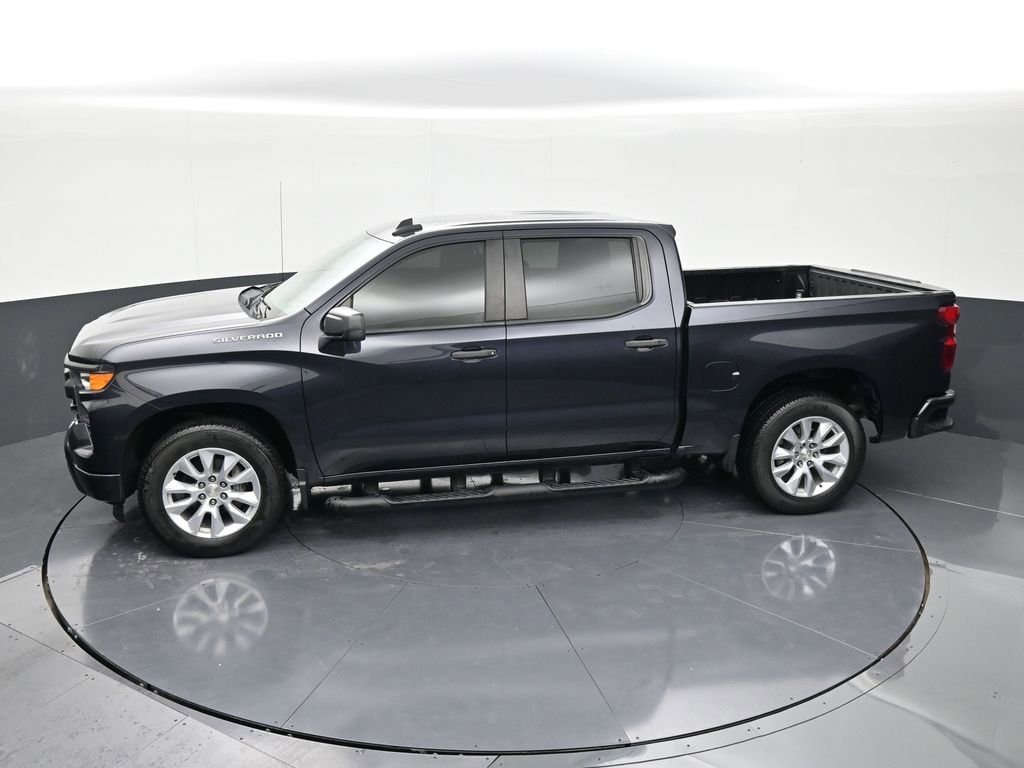 Used 2022 Chevrolet Silverado 1500 Custom image 13