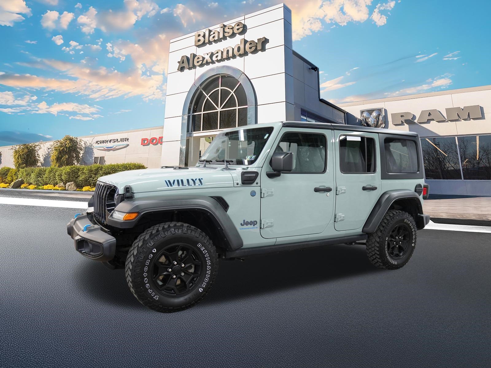 Used 2023 Jeep Wrangler Unlimited AWD/4WD image 10