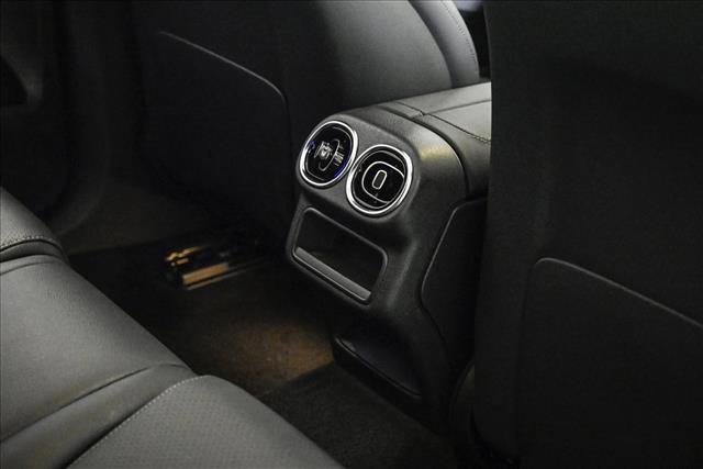 New 2026 Mercedes-Benz GLC 300 4MATIC image 19