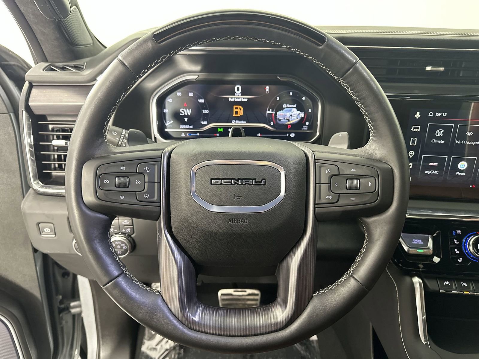 Used 2025 GMC Sierra 1500 Denali Ultimate AWD/4WD image 14