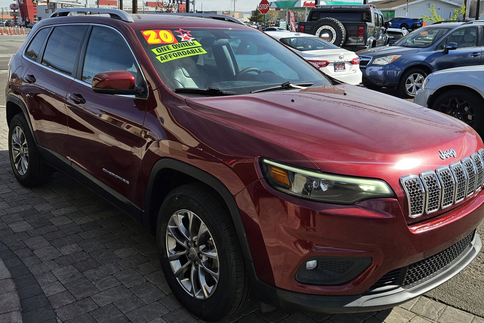 Used 2020 Jeep Cherokee Latitude Plus w/ Trailer Tow Group image 3