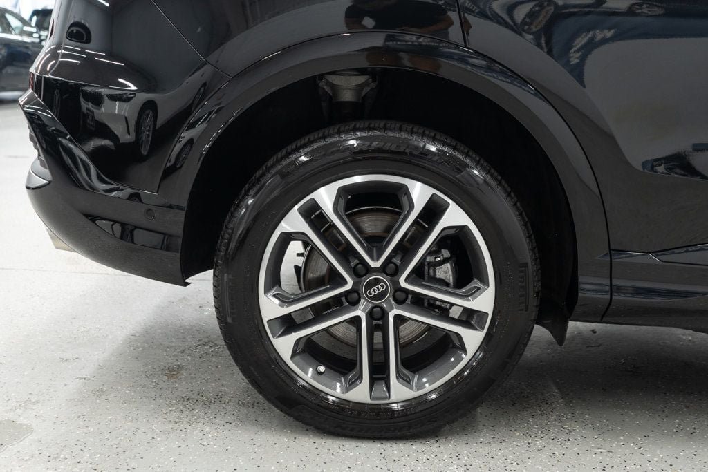 Used 2025 Audi Q5 Premium AWD/4WD image 39
