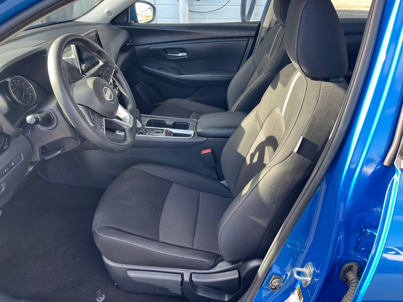 Used 2025 Nissan Sentra SV FWD image 24