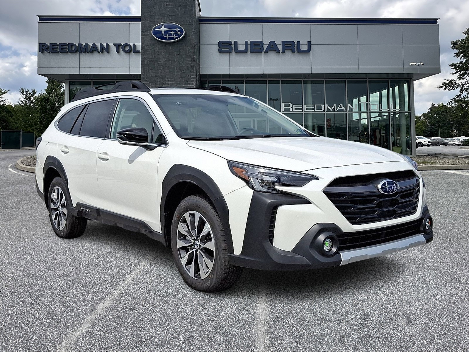 New 2025 Subaru Outback Limited image 1