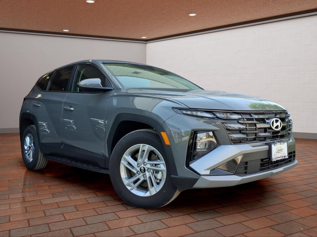 Used 2026 Hyundai Tucson SE AWD/4WD image 3