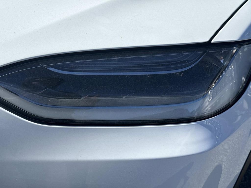 Used 2016 Tesla Model X Performance image 10