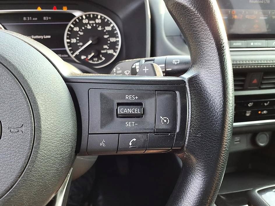 Used 2023 Nissan Rogue S AWD/4WD image 34