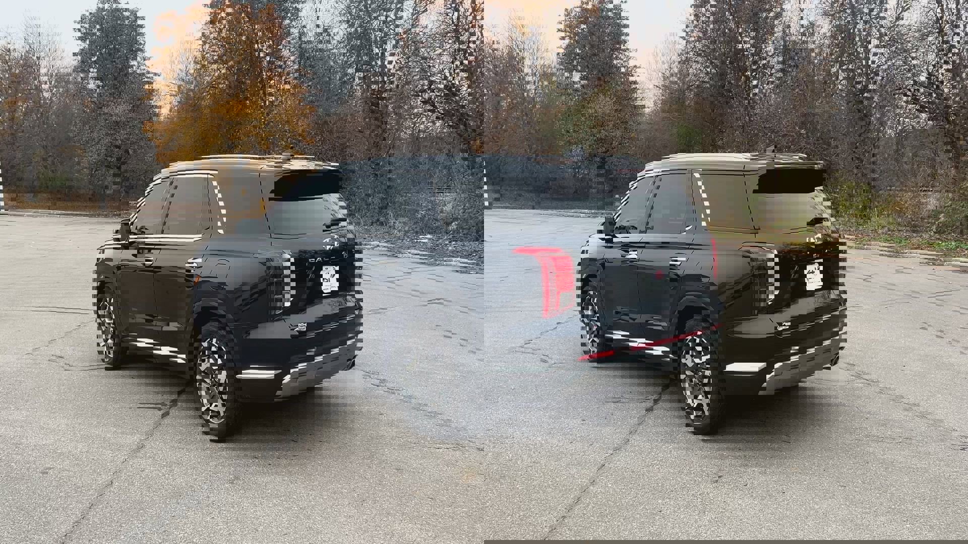 Used 2023 Hyundai Palisade Limited image 7