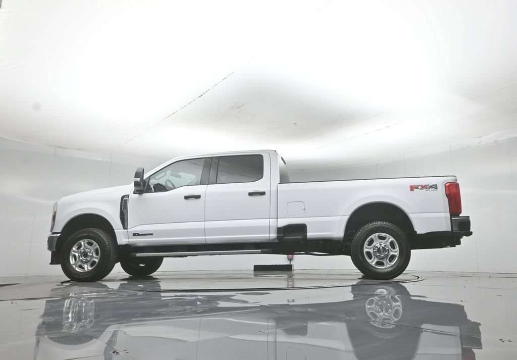 New 2026 Ford F350 XLT w/ FX4 Off-Road Package AWD/4WD image 53