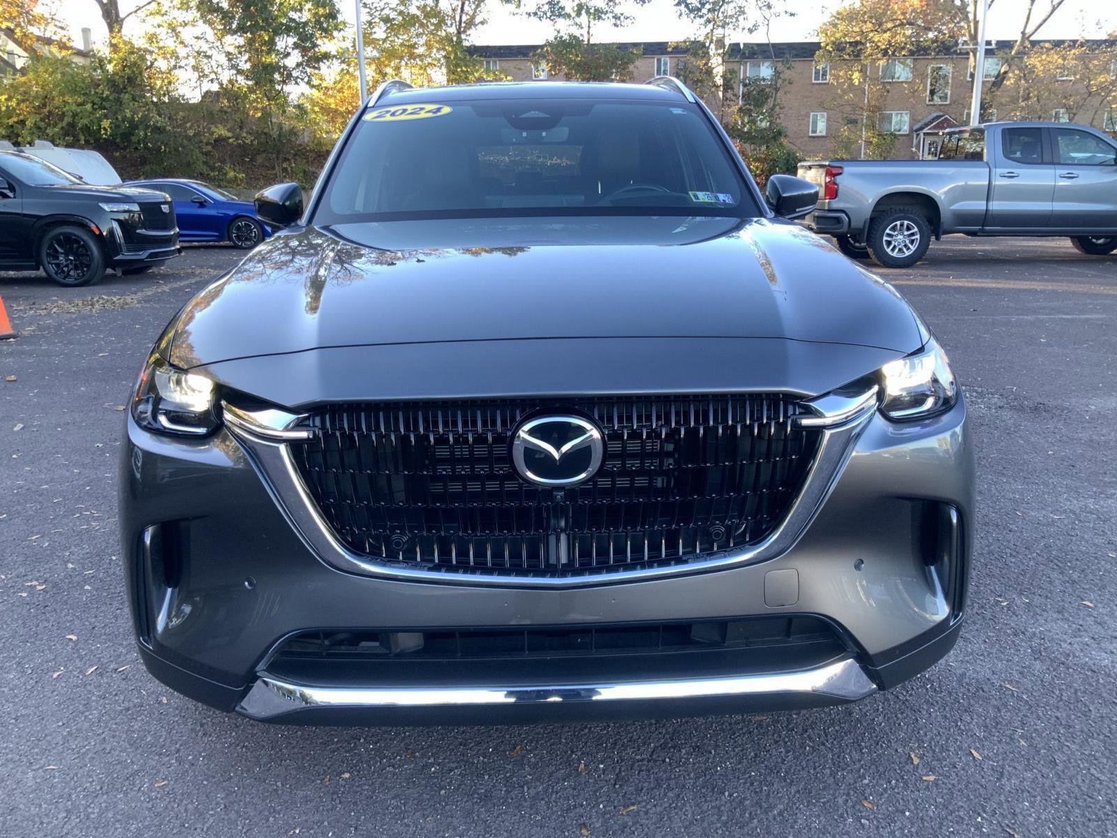 Used 2024 MAZDA CX-90 3.3 Turbo w/ Premium Plus Pkg image 2