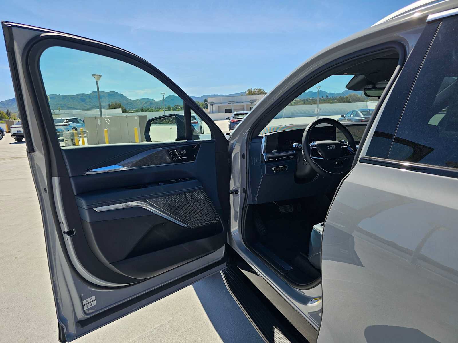 New 2026 Cadillac Escalade IQL Luxury AWD/4WD image 24