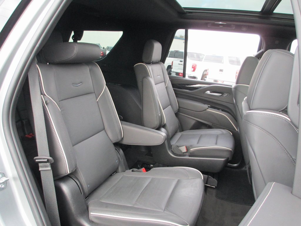 Used 2024 Cadillac Escalade Sport w/ LPO, ONYX Package image 24