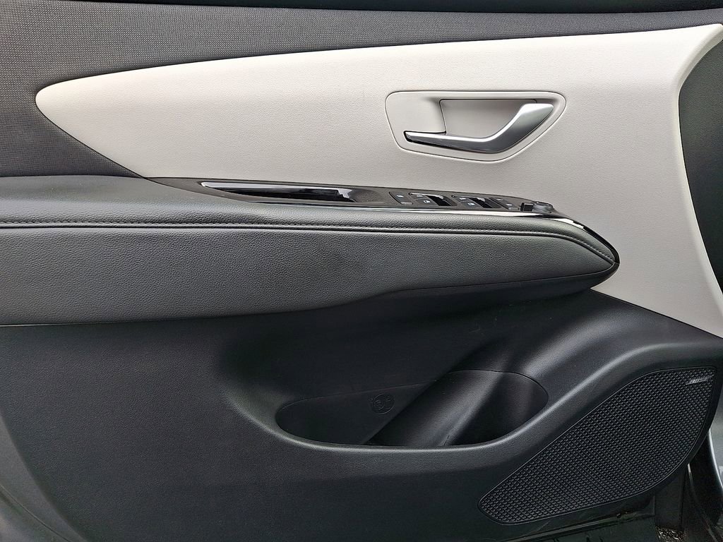 Used 2022 Hyundai Tucson Limited image 12