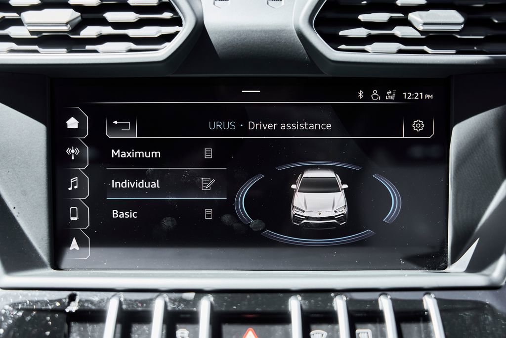 Used 2019 Lamborghini Urus AWD/4WD image 81