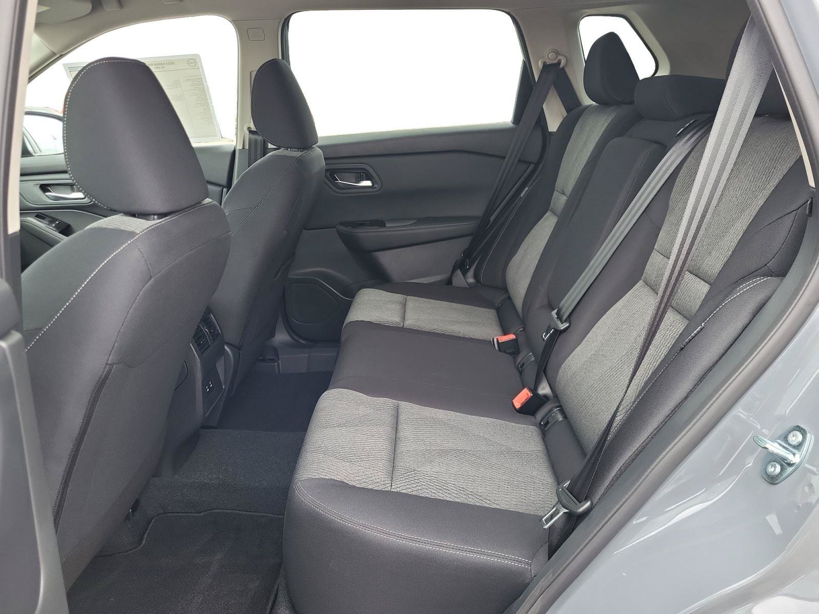 New 2026 Nissan Rogue SV w/ Cold Weather Package AWD/4WD image 19