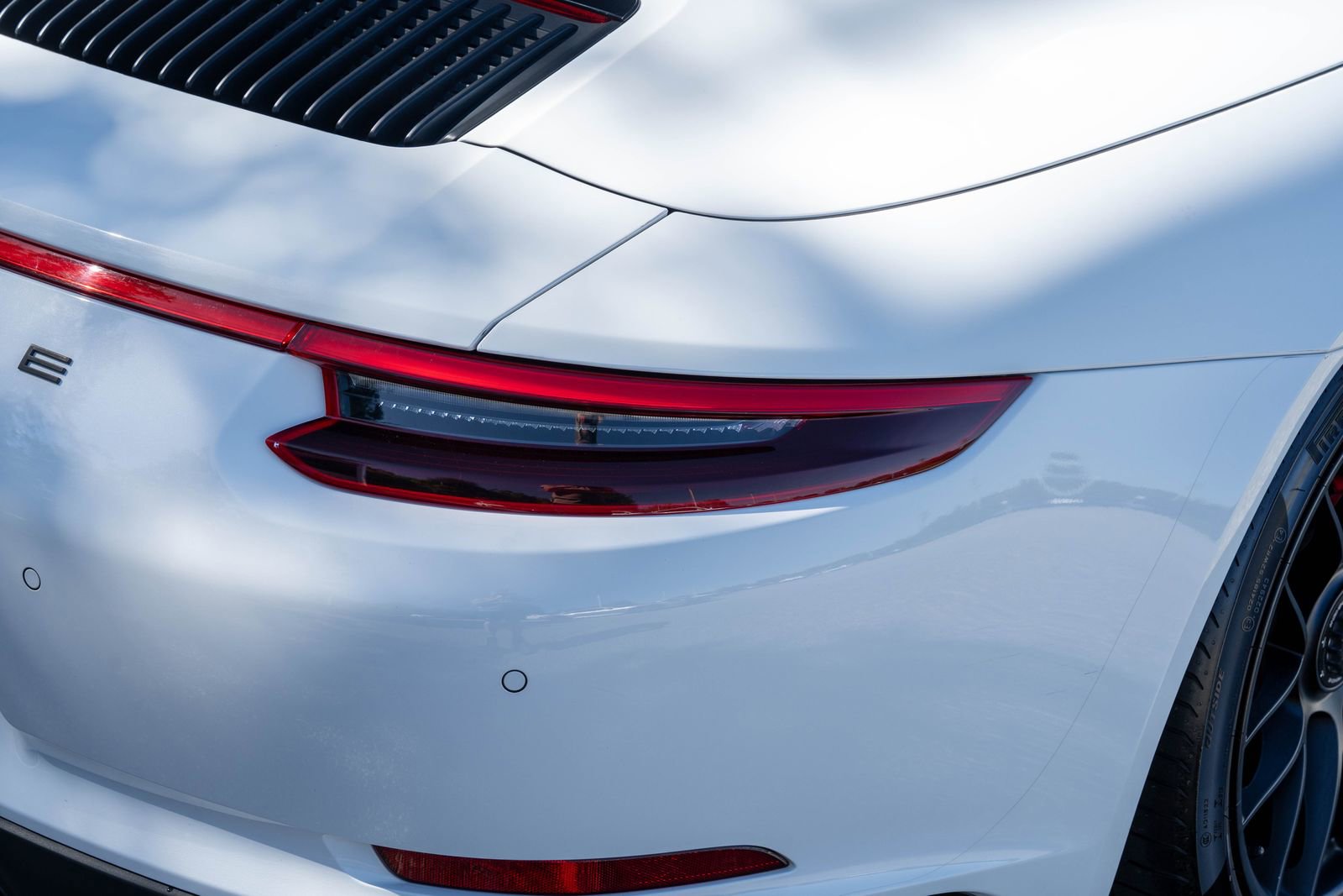 Certified 2018 Porsche 911 Targa 4 GTS image 15