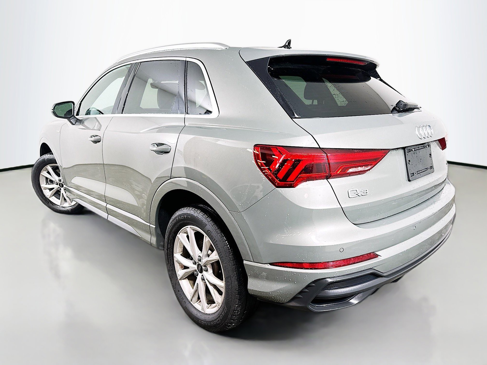 Used 2025 Audi Q3 2.0T Premium image 5