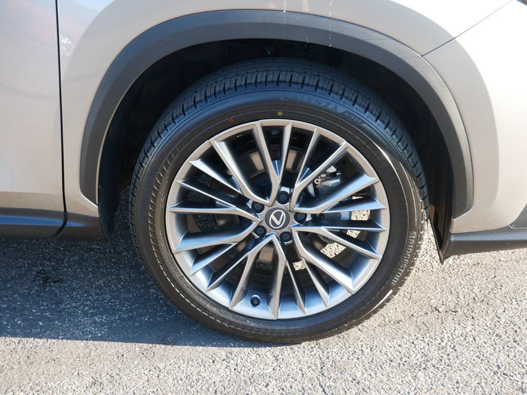 Certified 2026 Lexus NX 350h AWD w/ Accessory Package (2T) image 8