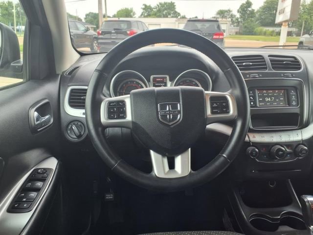 Used 2017 Dodge Journey SE w/ Flexible Seating Group image 4