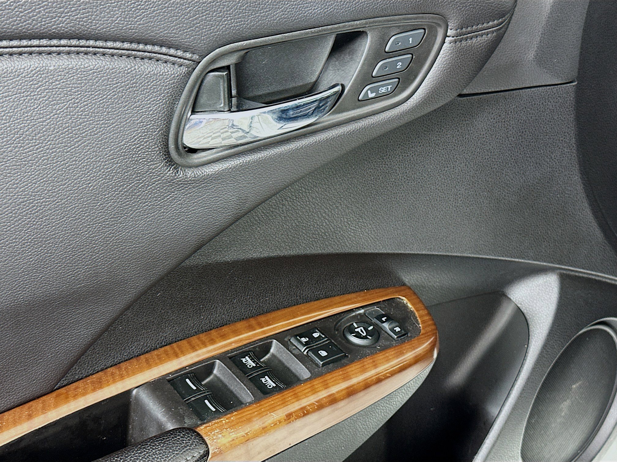 Used 2018 Acura RDX AWD w/ Advance Package image 15