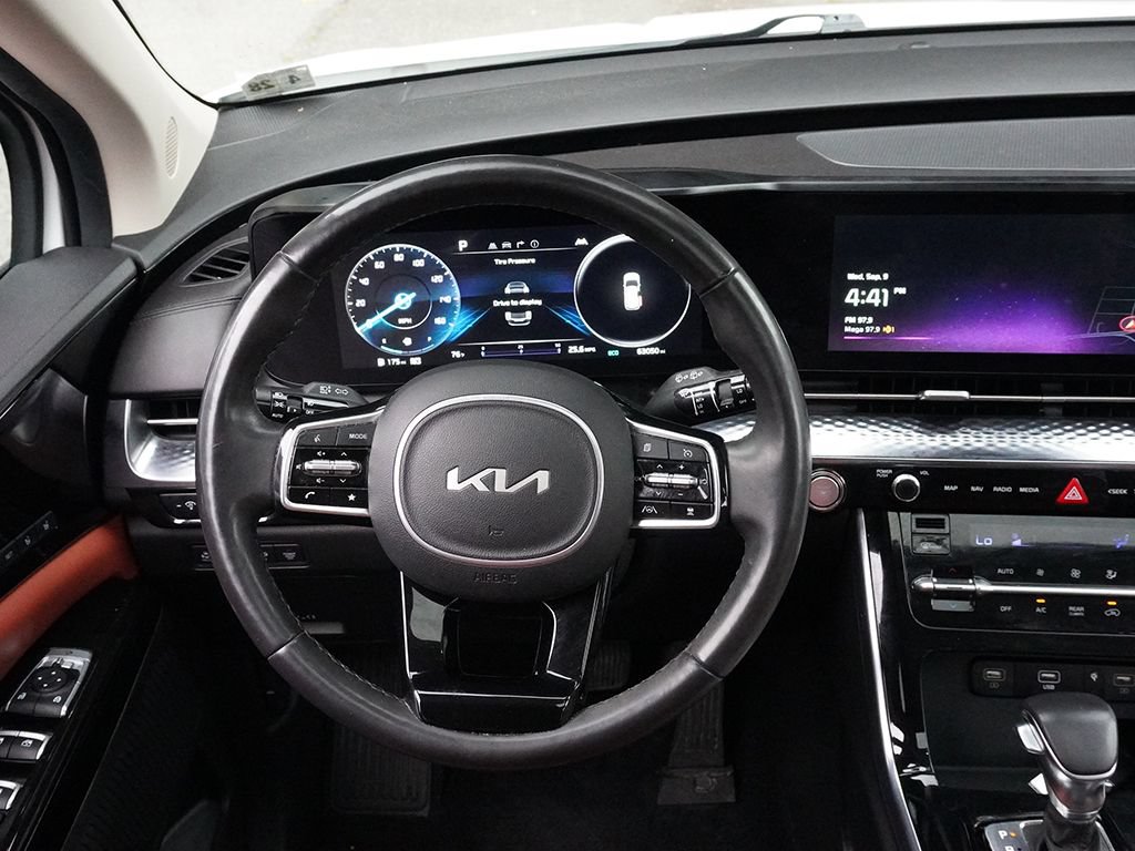 Used 2023 Kia Carnival SX Prestige FWD image 46