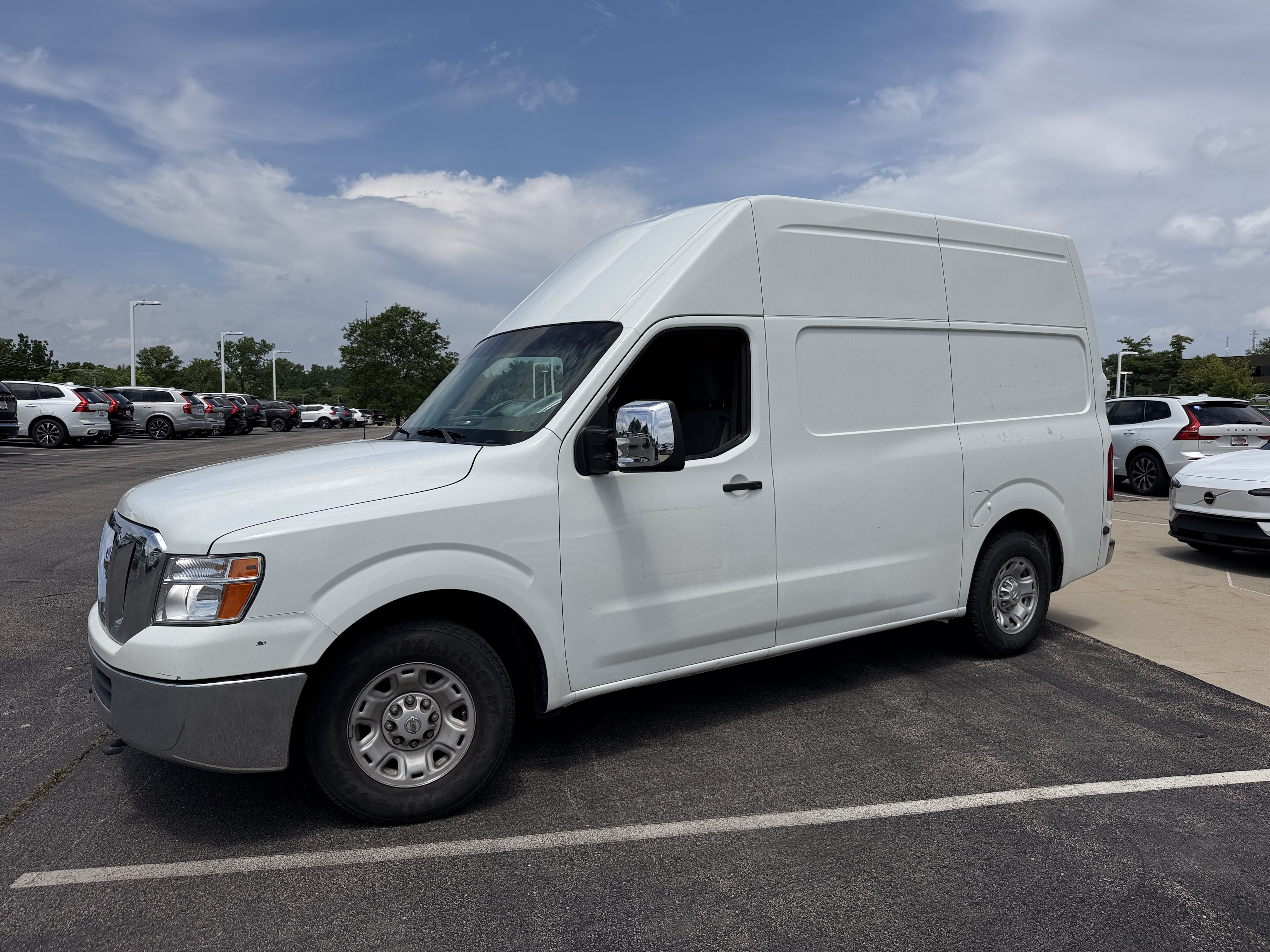 Used 2013 Nissan NV 3500 SV w/ Technology Pkg RWD image 6