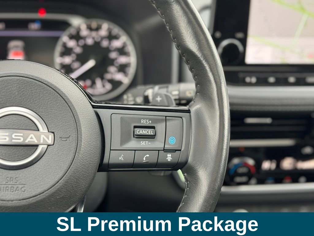 Used 2023 Nissan Rogue SL w/ SL Premium Package image 12