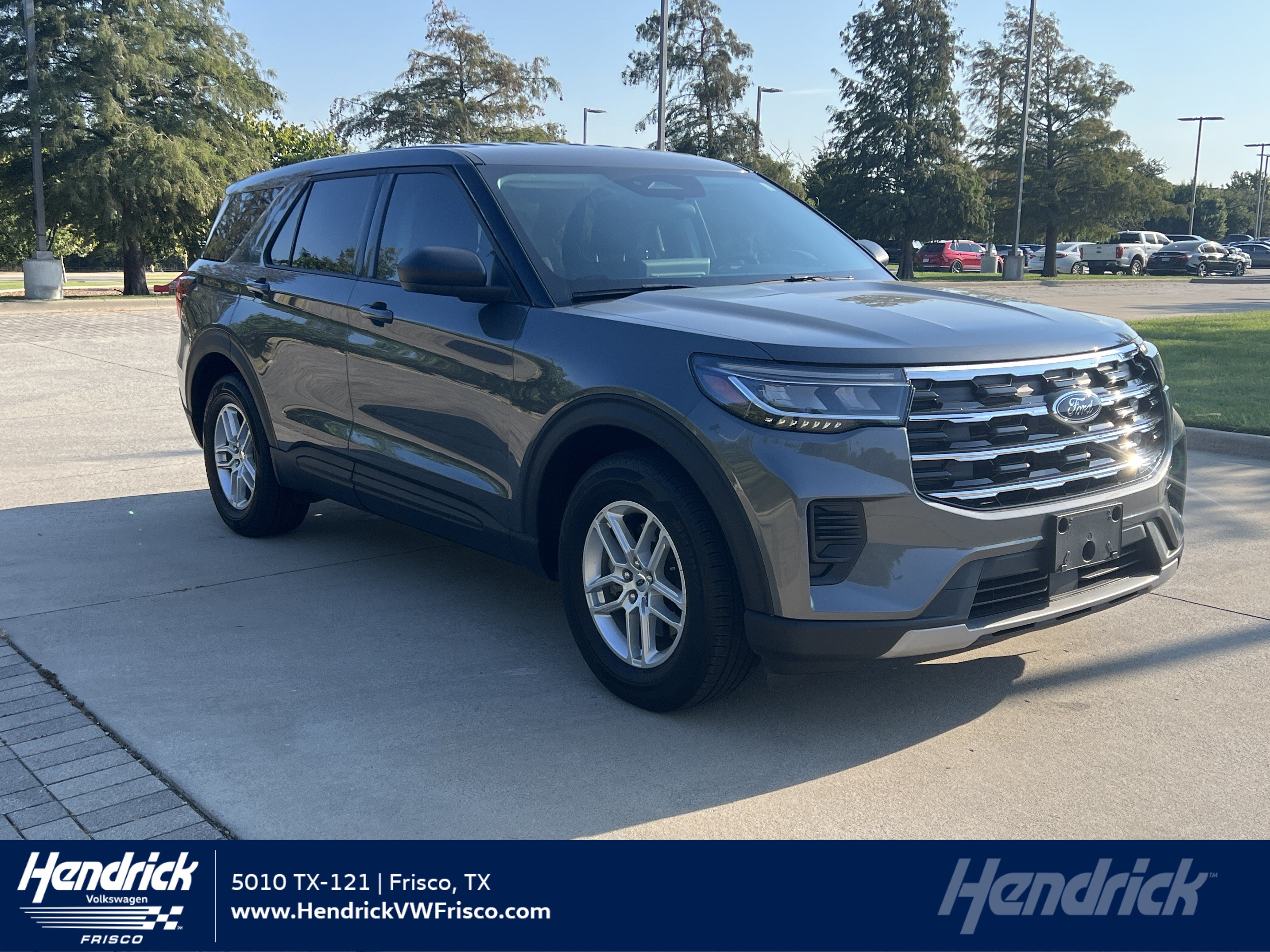 Used 2026 Ford Explorer Active RWD image 1