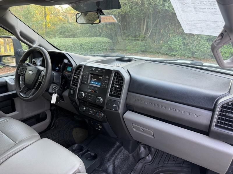 Used 2018 Ford F450 XL w/ Power Equipment Group image 26