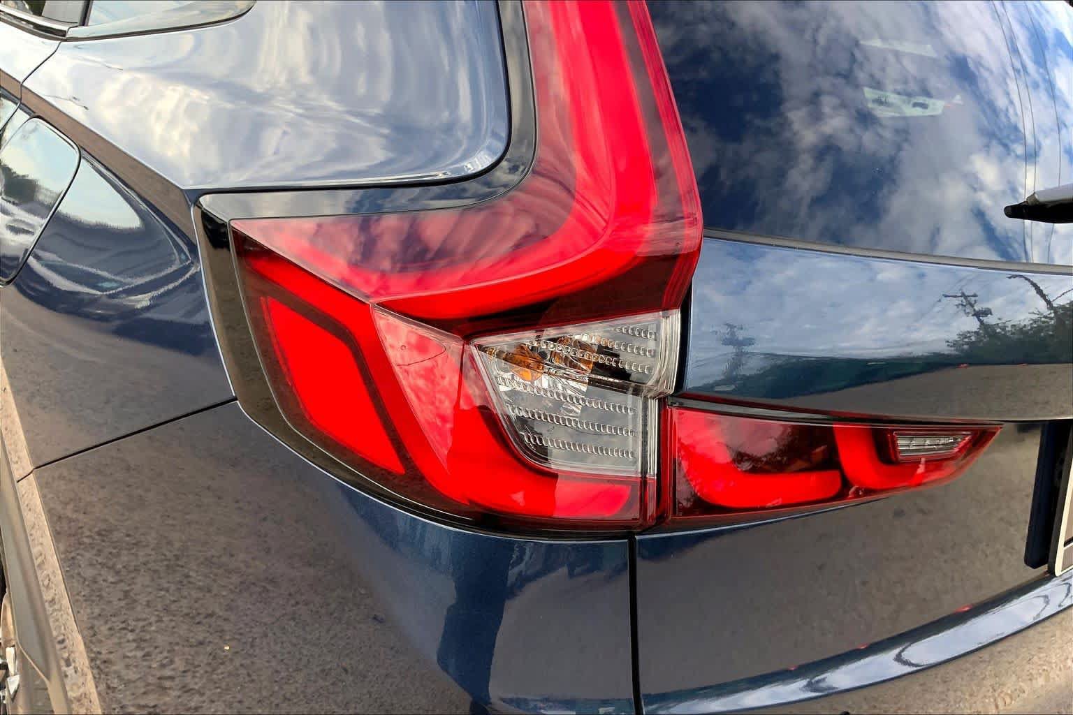 Used 2026 Honda CR-V Sport Touring image 27