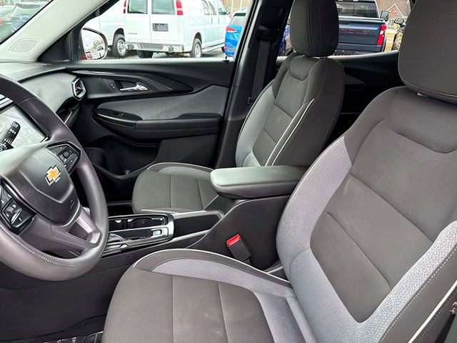 Used 2023 Chevrolet TrailBlazer LT w/ Convenience Package image 16